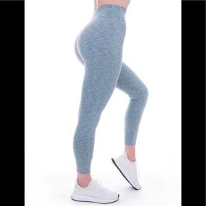 Ptula Kate Leggings in Glacial Green, NWT